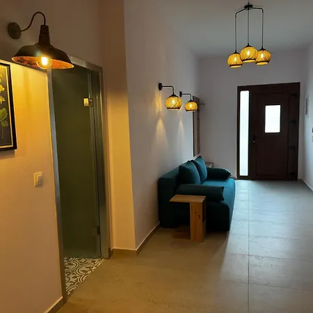 Bed & Breakfast Anthelion *