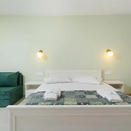 Anthelion Bed & Breakfast *