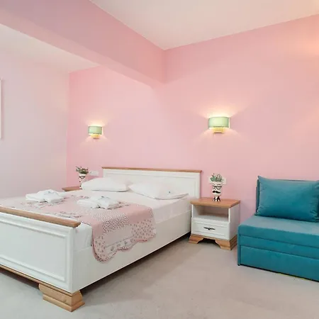 Bed & Breakfast Anthelion *