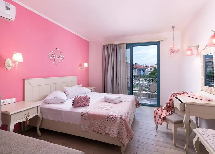 Anthelion Oda ve Kahvaltı Limenaria (Thasos)