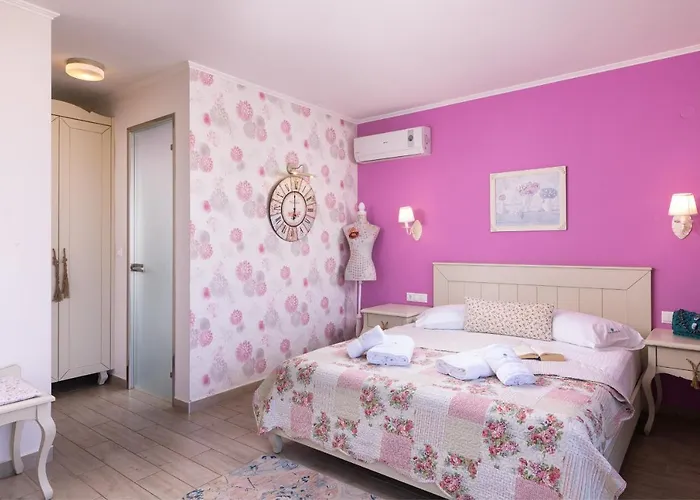 Oda ve Kahvaltı Anthelion 4*