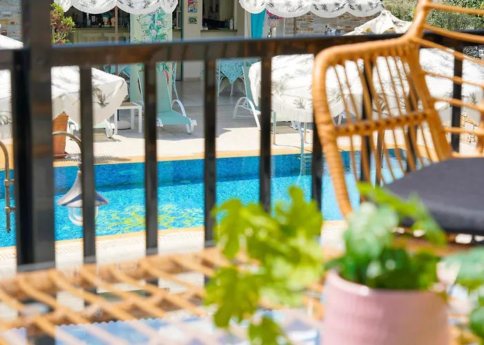 Anthelion Oda ve Kahvaltı Limenaria (Thasos)